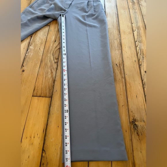 Aritzia Wilfred Effortless pants - Picture 5 of 9